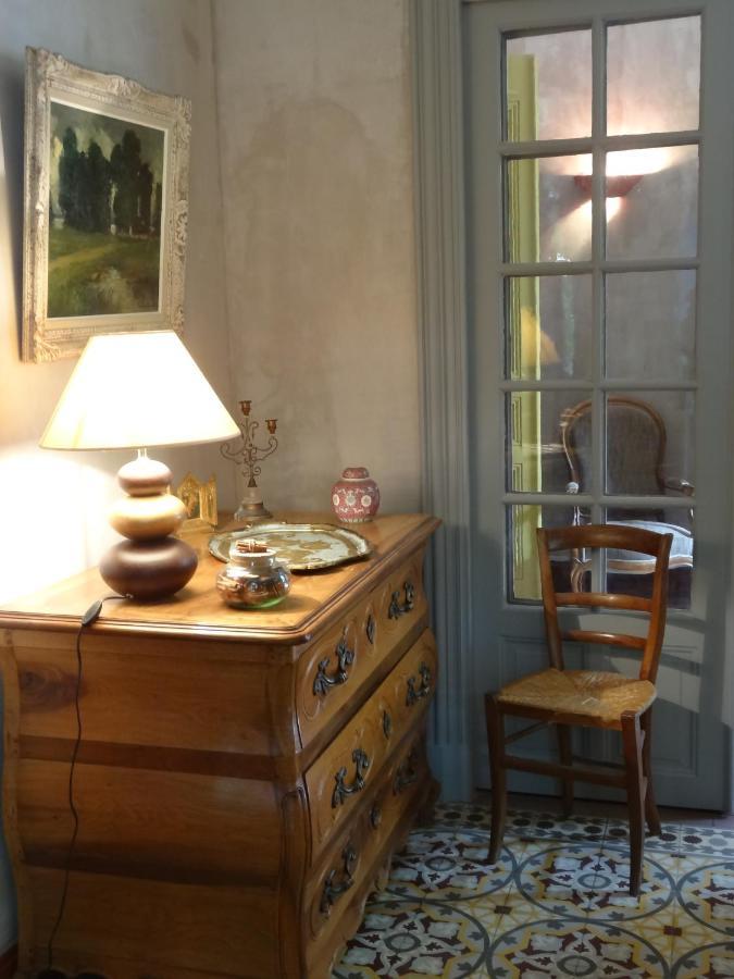 Les Remparts Bed and Breakfast Capestang Eksteriør billede
