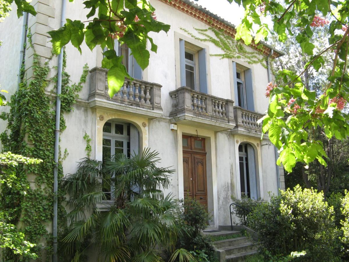 Les Remparts Bed and Breakfast Capestang Eksteriør billede