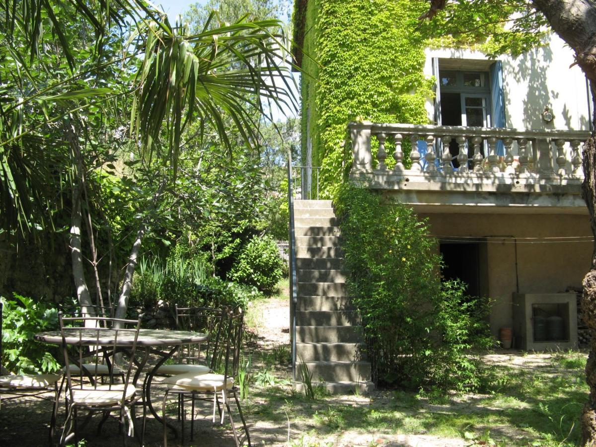 Les Remparts Bed and Breakfast Capestang Eksteriør billede