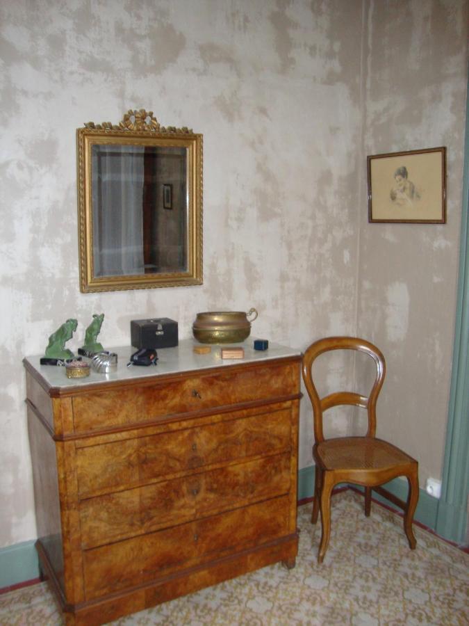 Les Remparts Bed and Breakfast Capestang Eksteriør billede