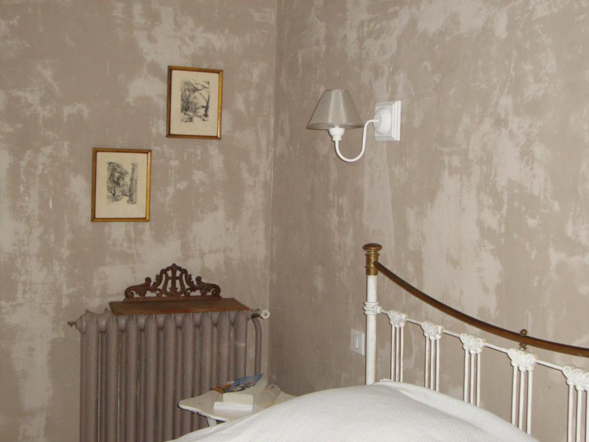 Les Remparts Bed and Breakfast Capestang Eksteriør billede