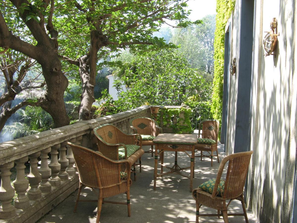 Les Remparts Bed and Breakfast Capestang Eksteriør billede